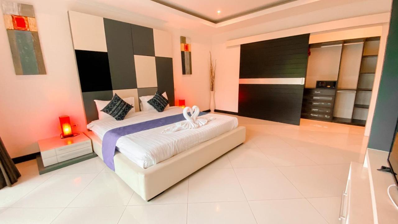Hidden Palm Pool Villas Pattaya Exterior photo