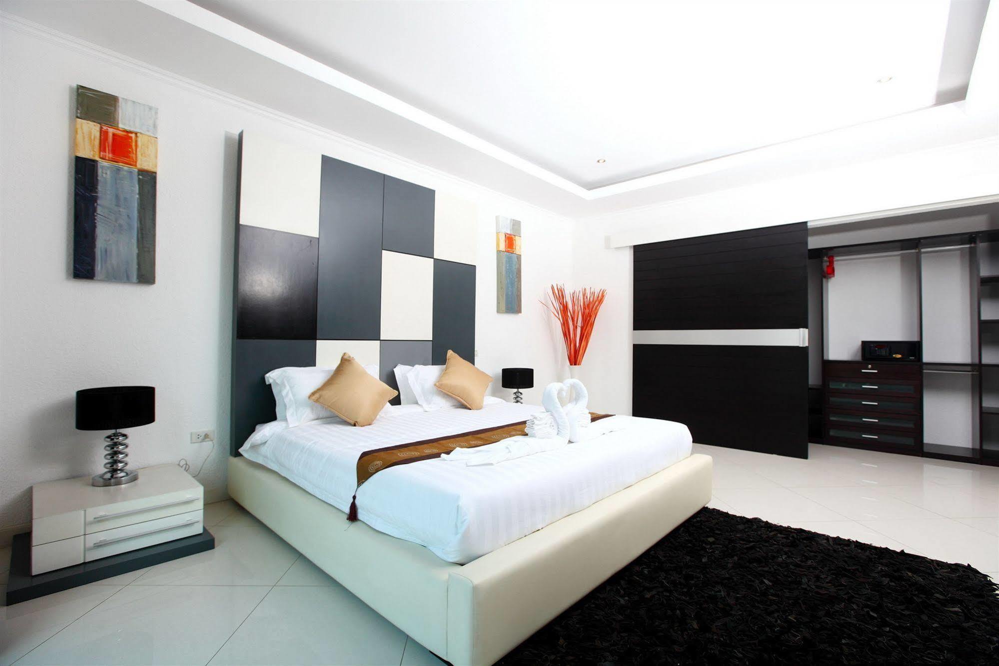 Hidden Palm Pool Villas Pattaya Exterior photo